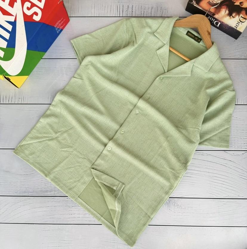 Short sleeved shirt