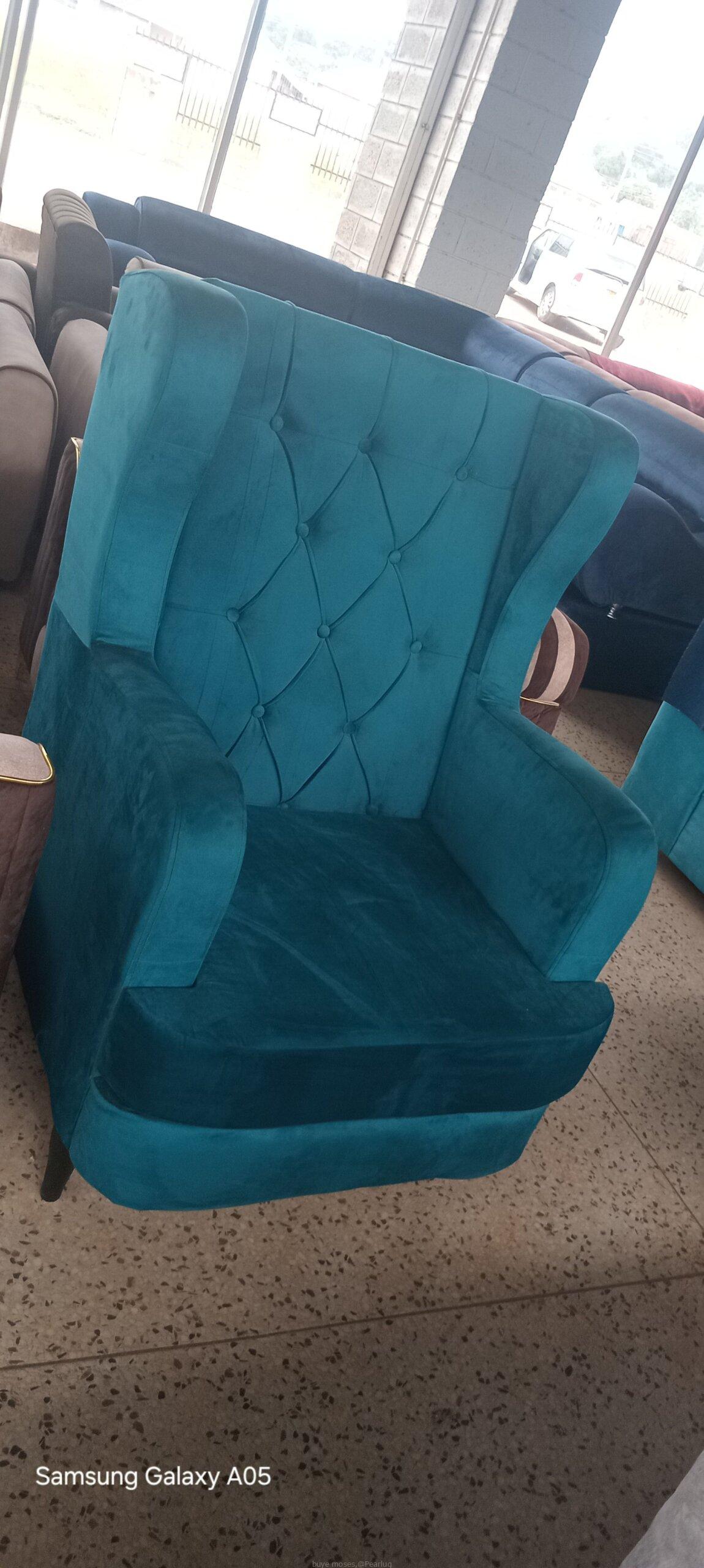Buye moses furniture