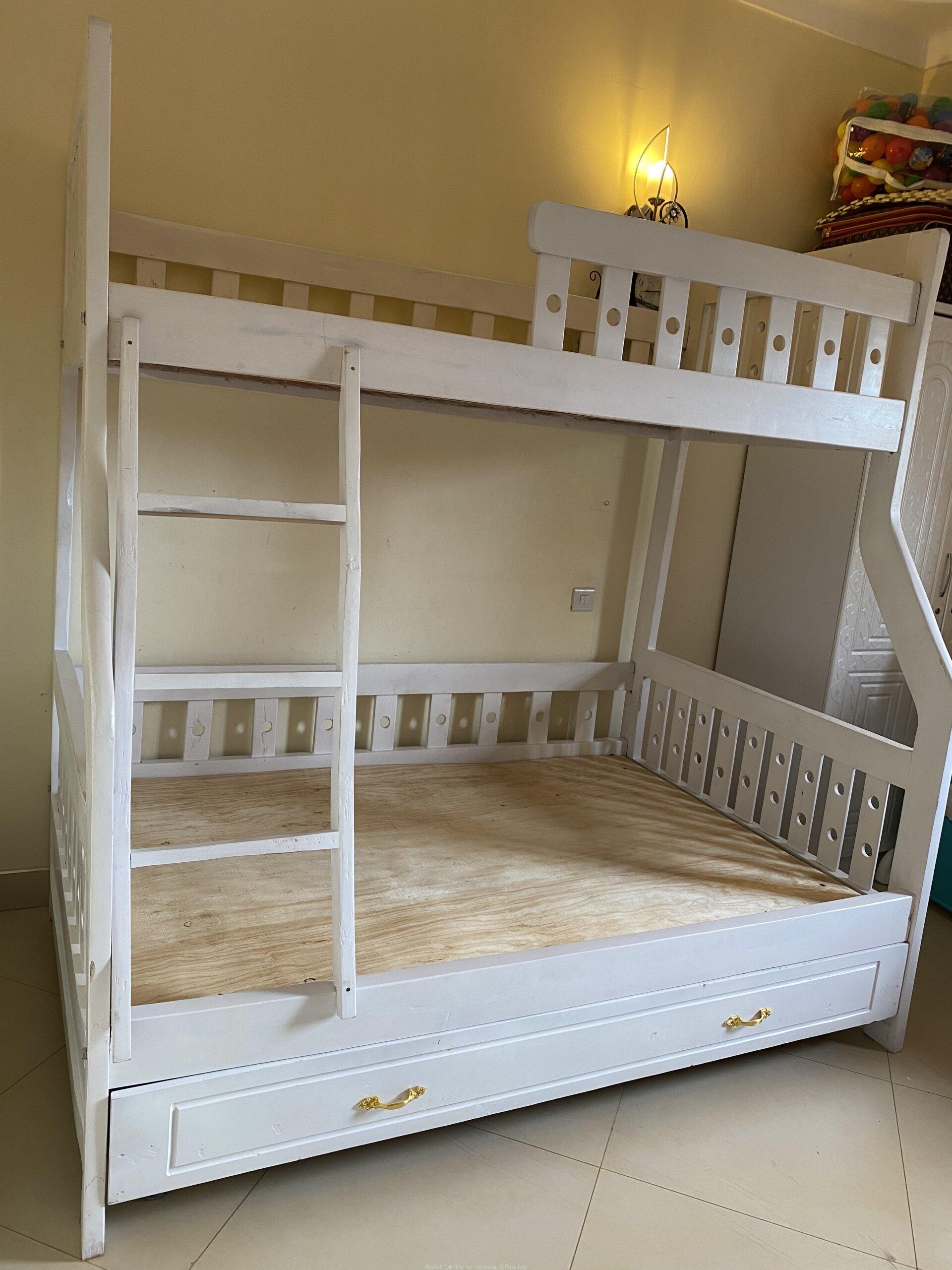 Bending double decker bed