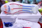 Sports shoes