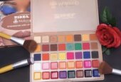 Eyeshadow and lip palette