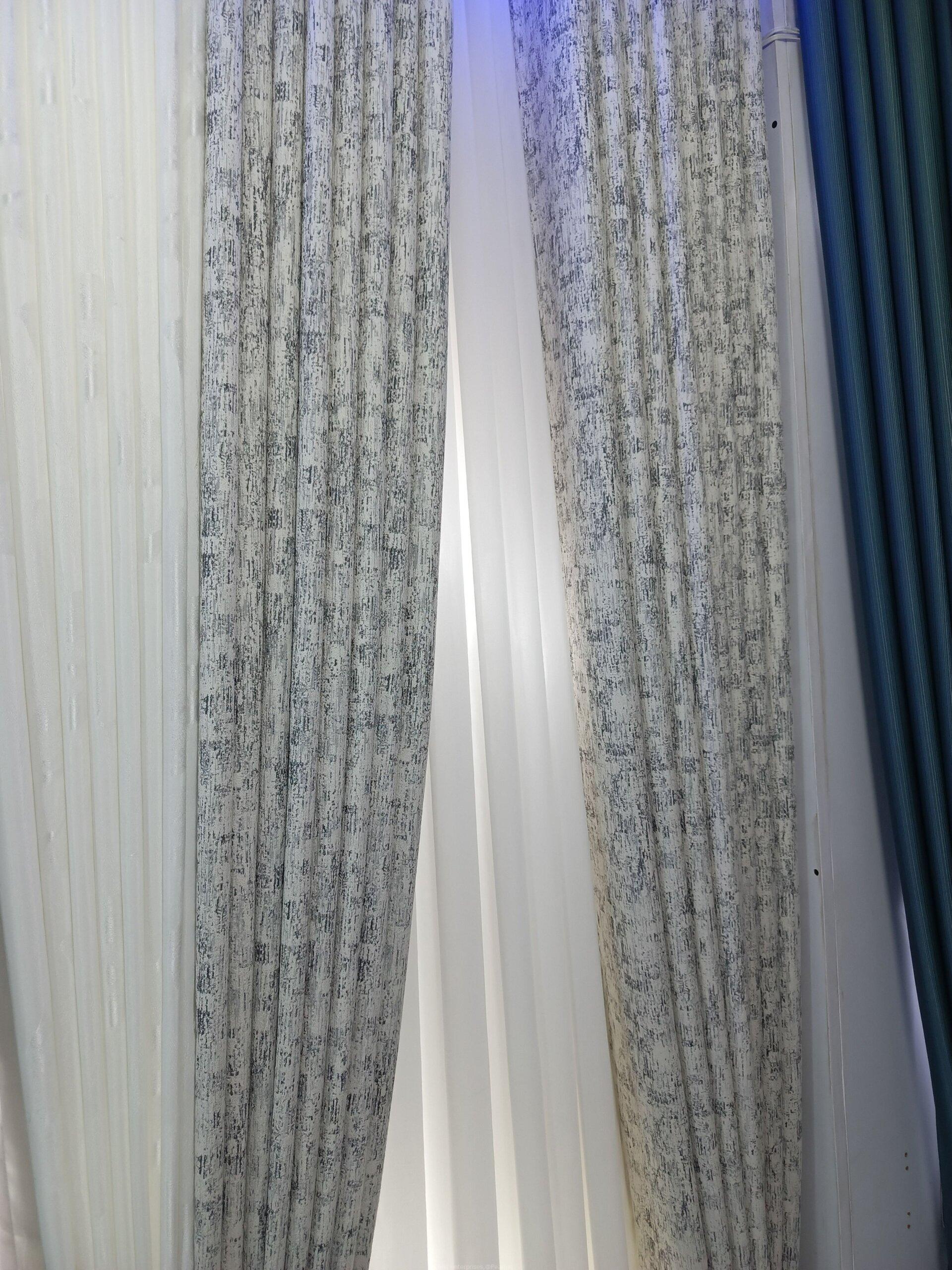 Executive curtains and curtain rods
