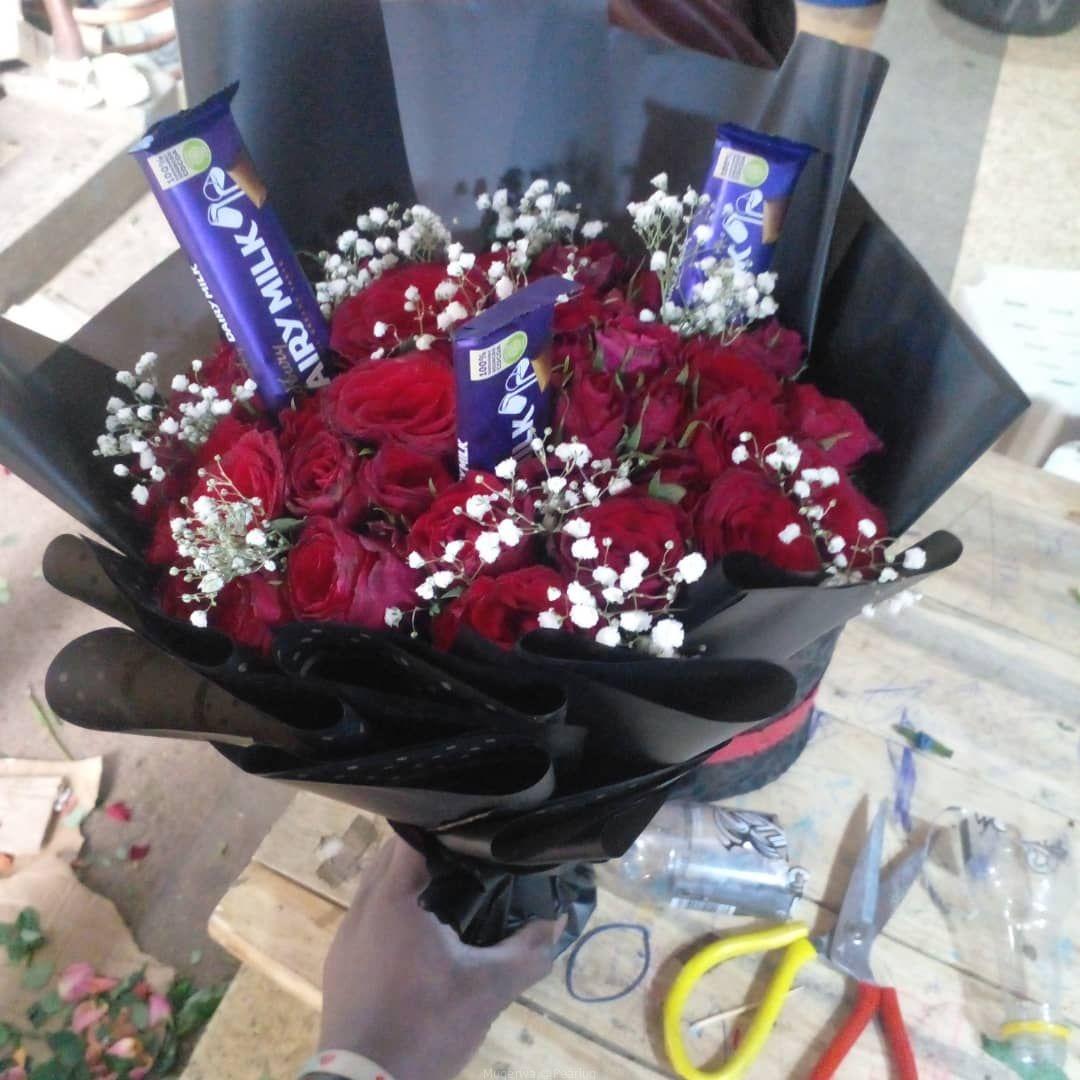 Birthdays cakes flowers surprises gifts simple deco fresh
