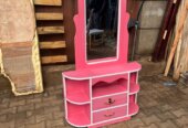 Dressing mirror