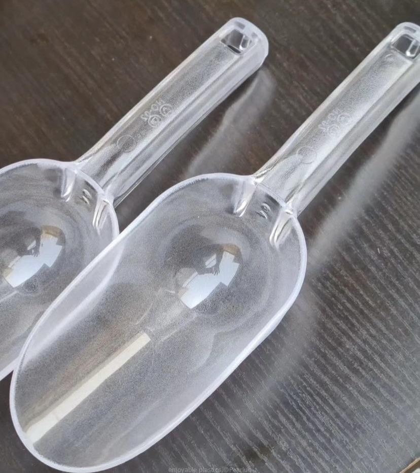 Plastic bulk handlers