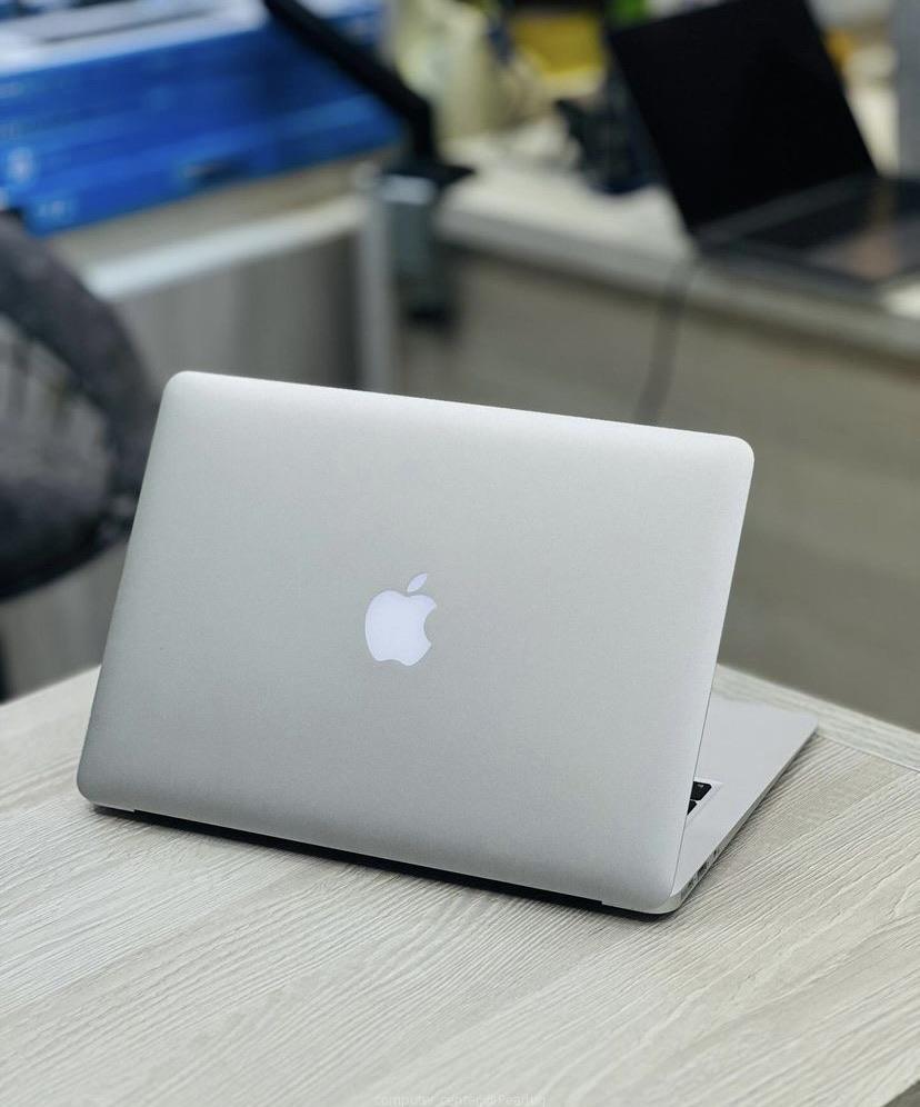Mac Book Air (13INCH 2017)