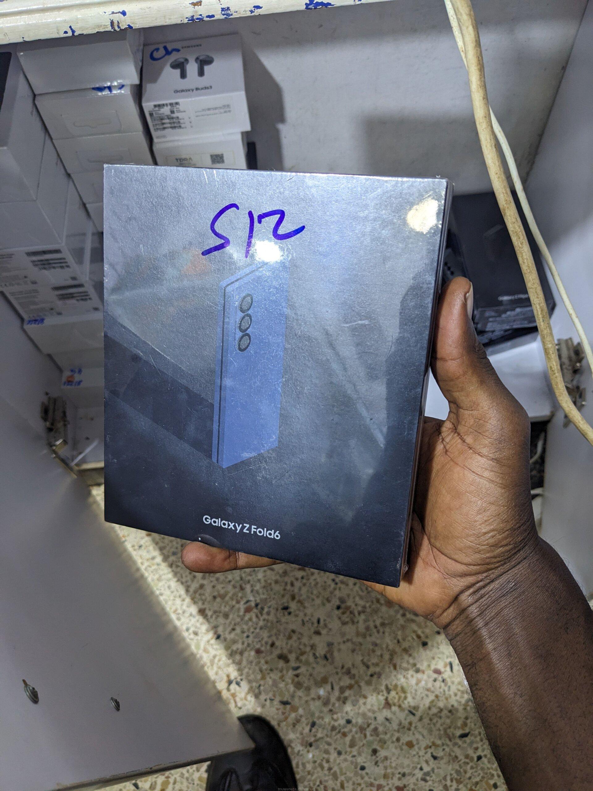 Galaxy Z Fold 6 12GB & 512GB