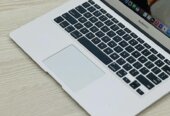 Mac Book Air (13INCH 2017)