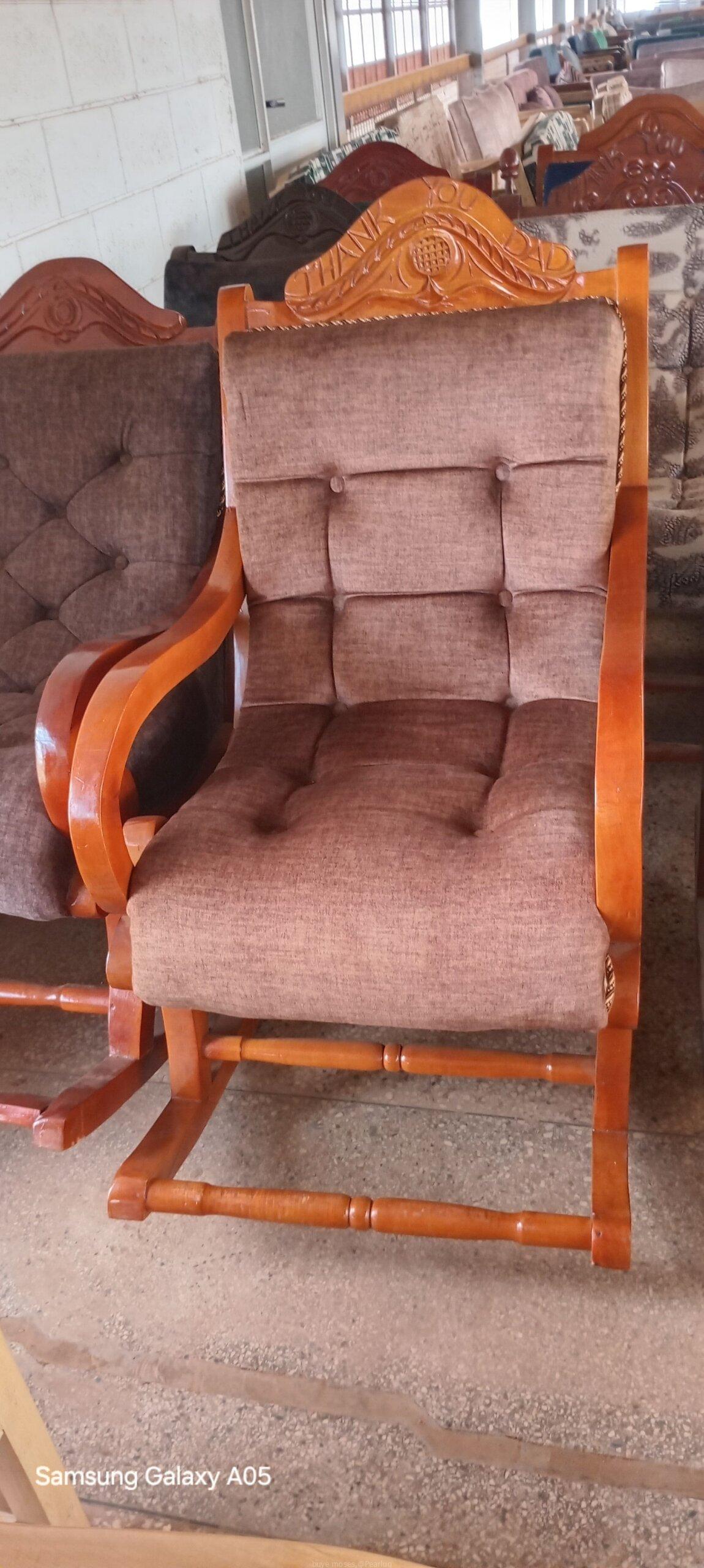Buye moses furniture