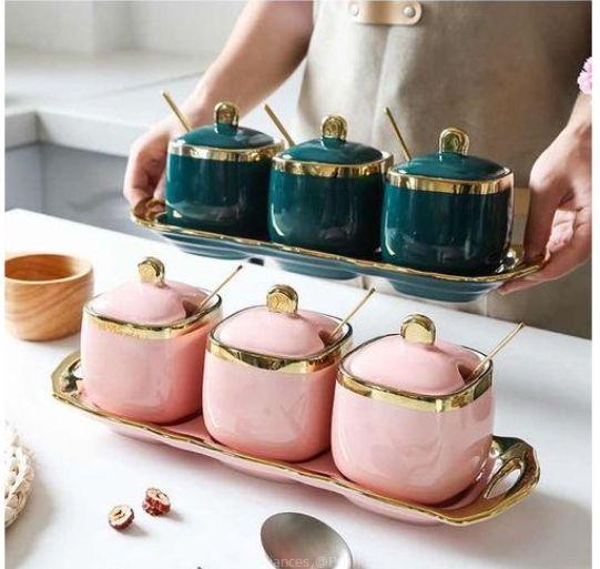 Sugar bowl