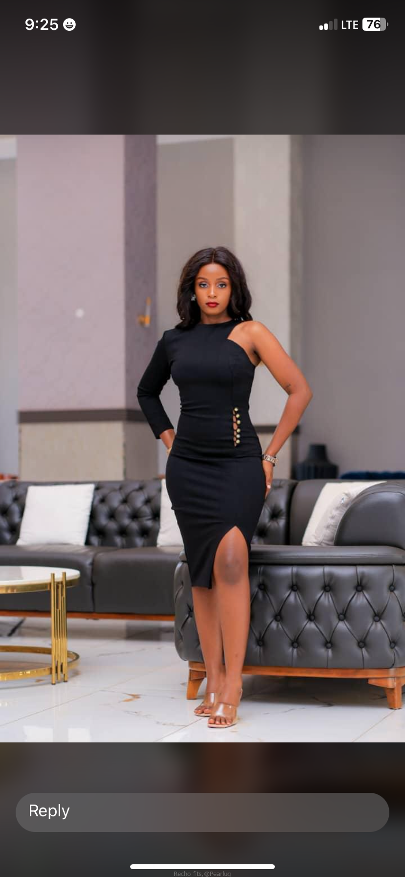 Body hug dresses in different sizes en colour
