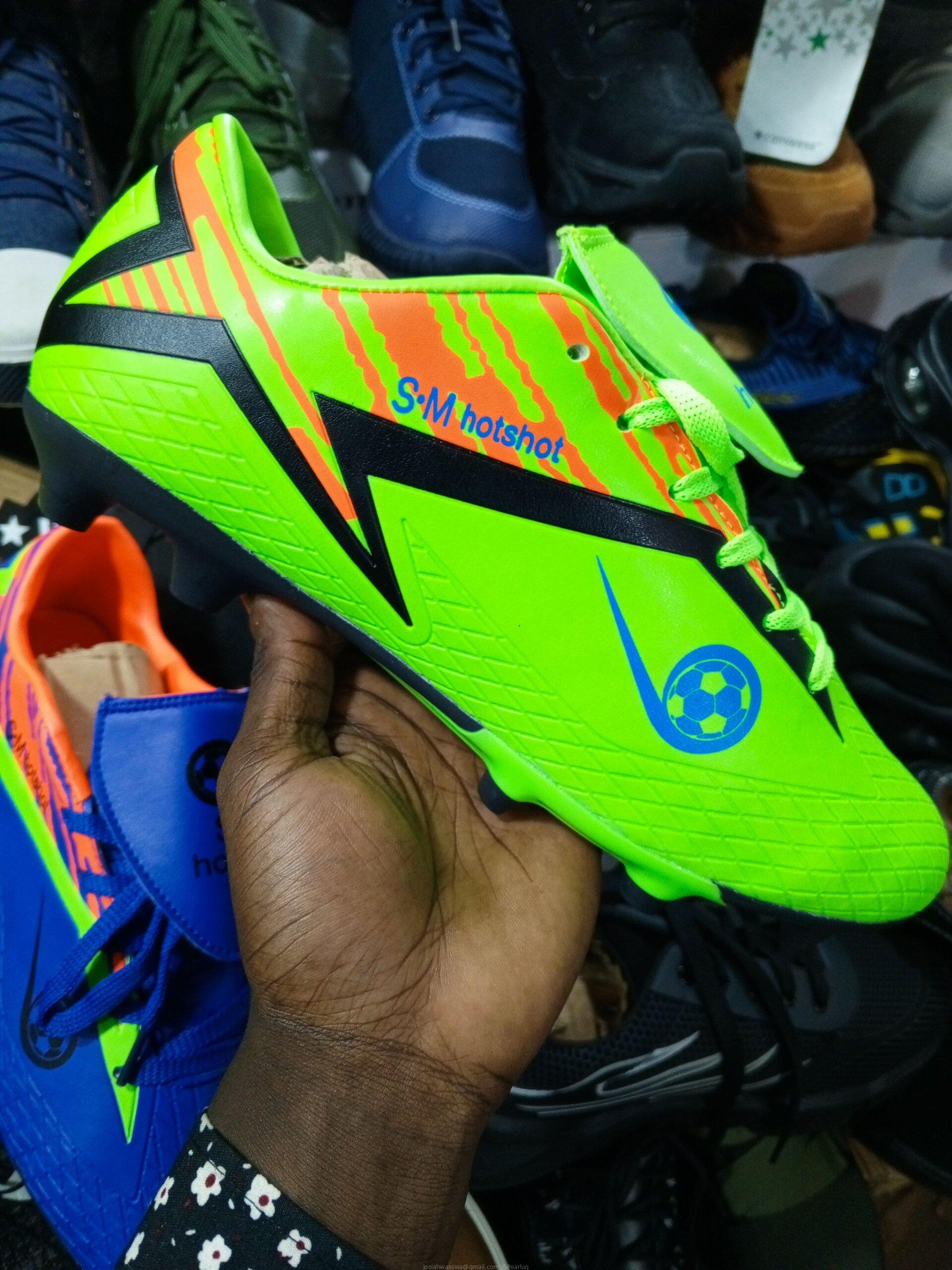 Football shoes
