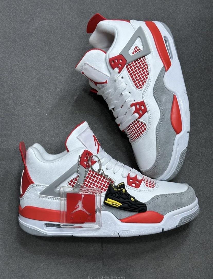 Jordan 4s