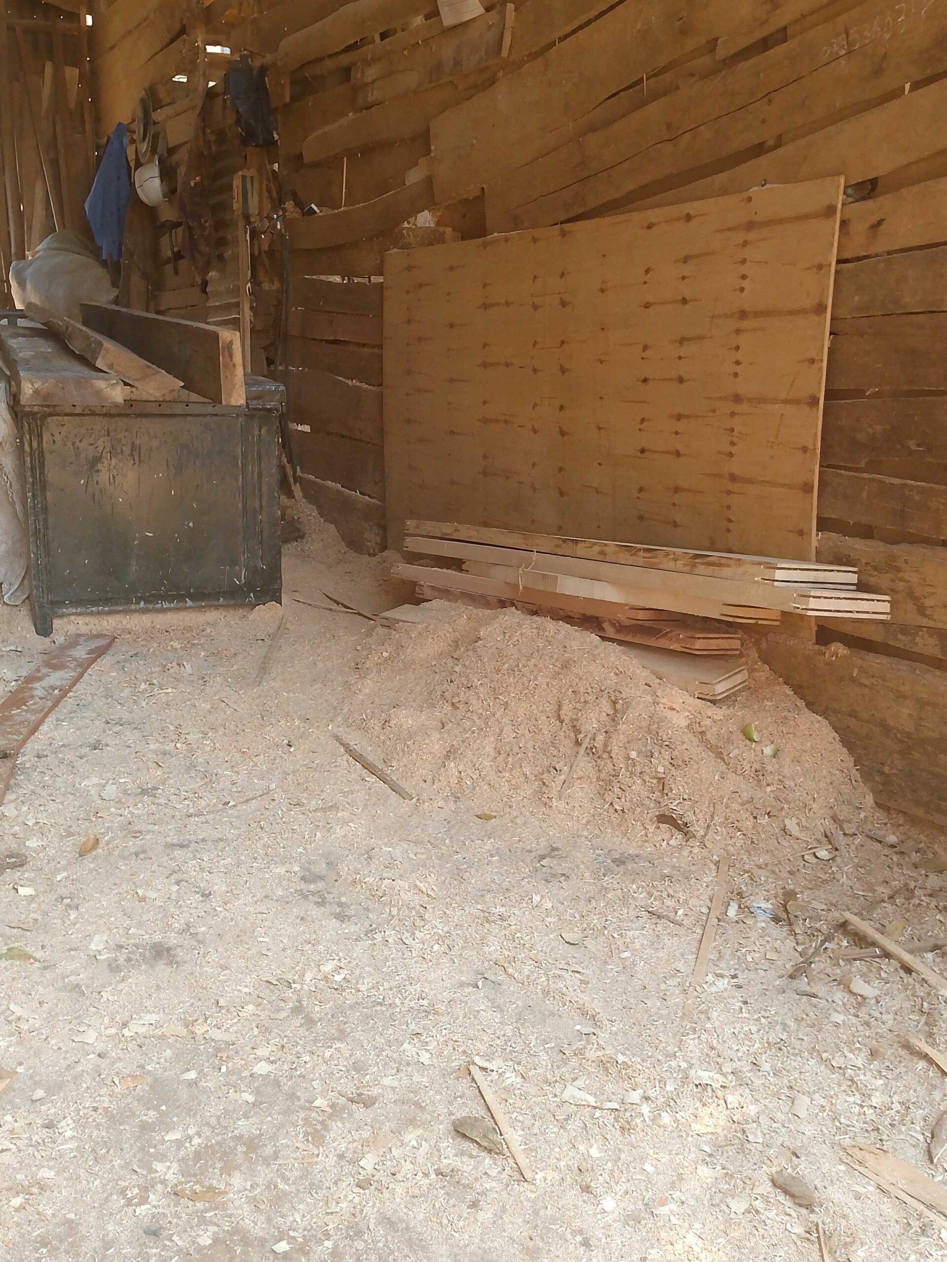 Saw dust