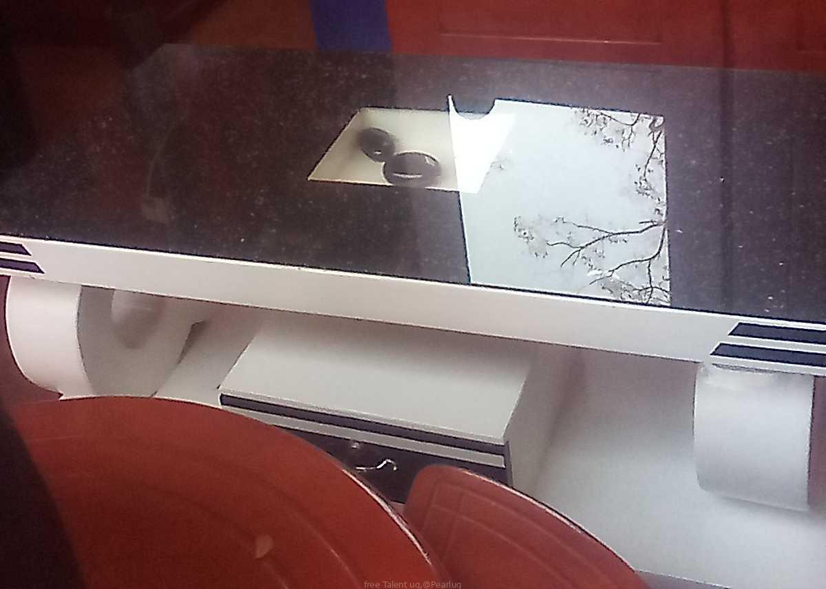 Centre table