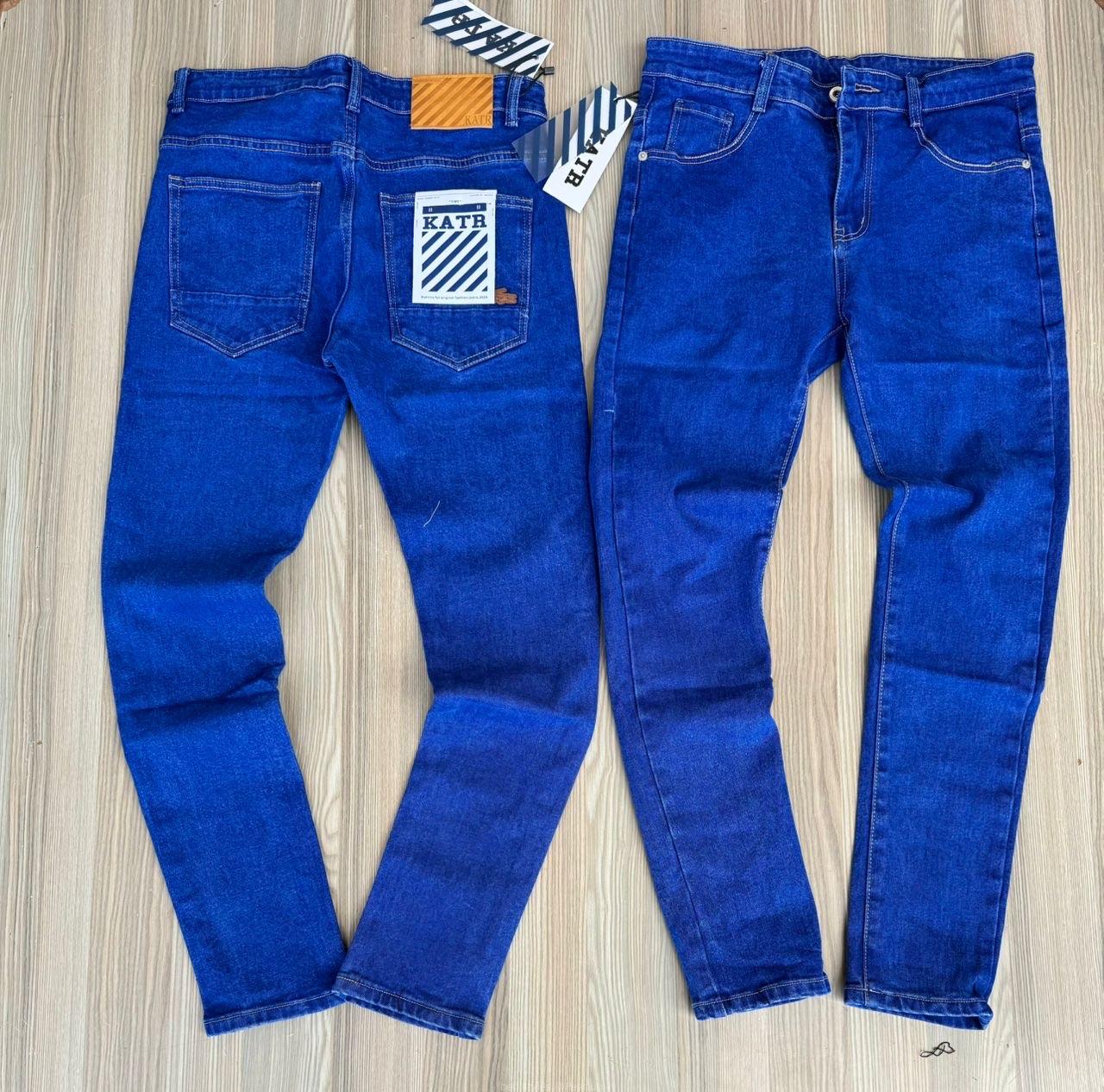 Classy men’s jeans