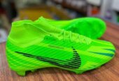 Soccer boots