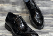 Shoes of all fashion designers