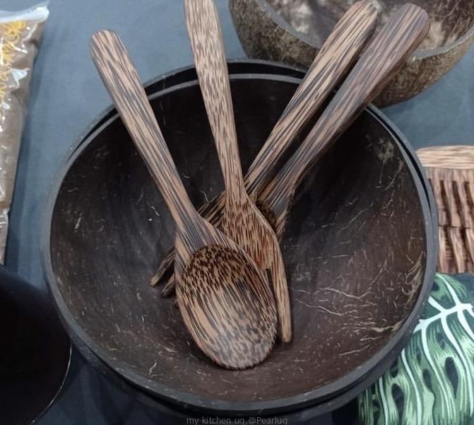 Wooden cutlery