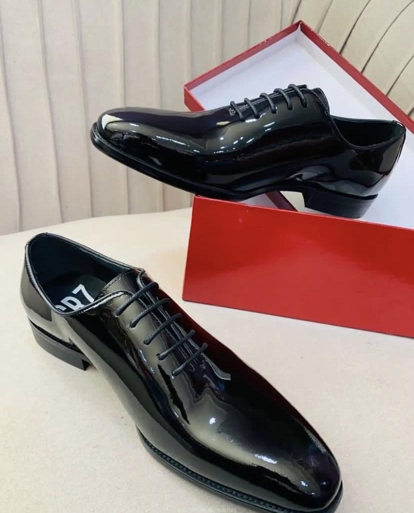Men’s Kicks
