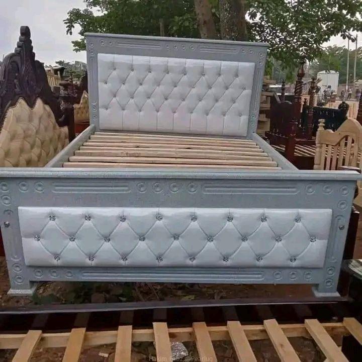 5×6 beds leather