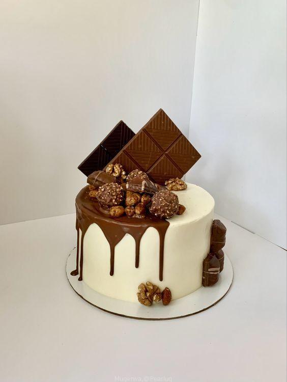 Cakes birthdays ,flowers surprises gifts 6