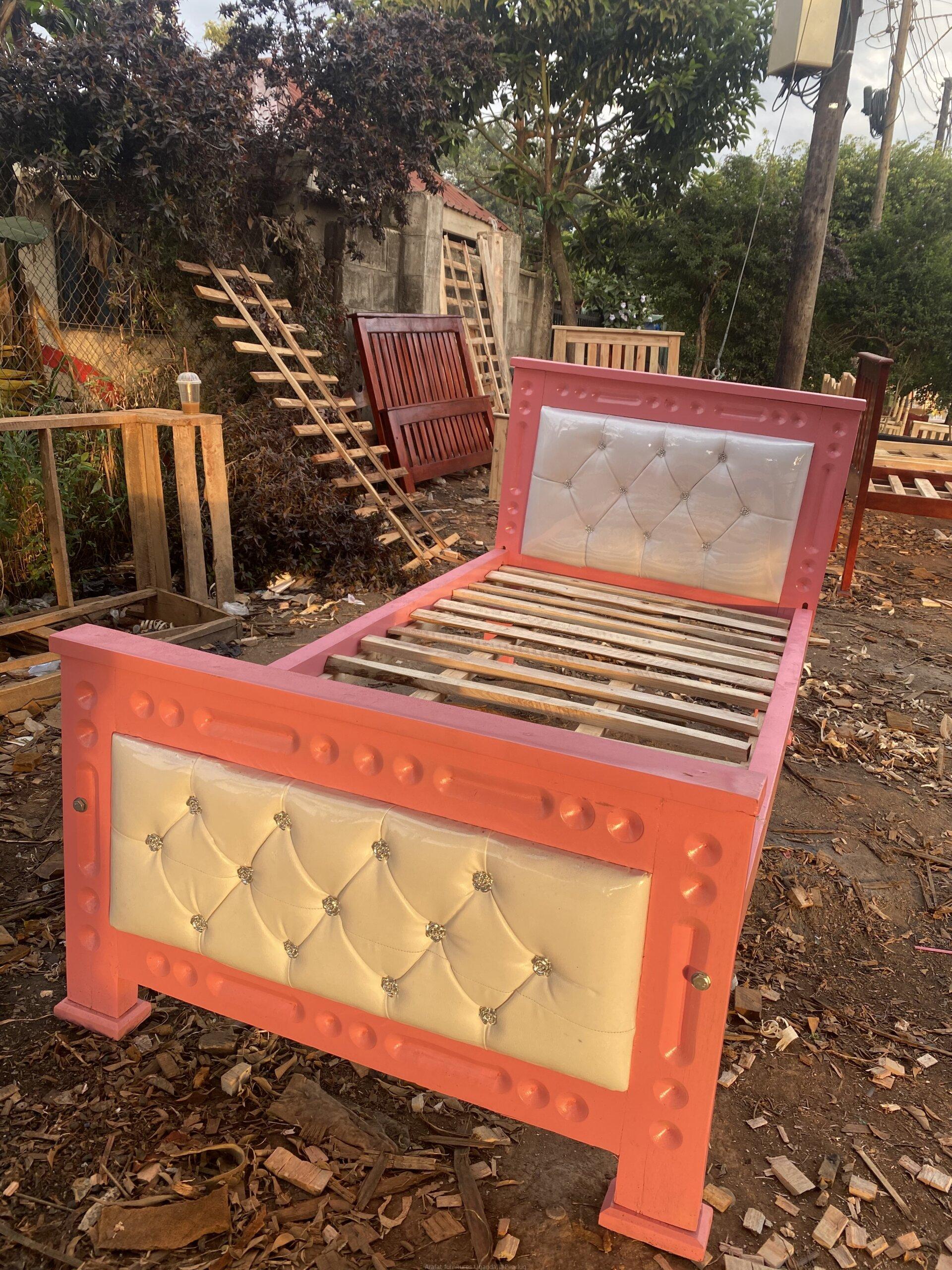 Kids bed