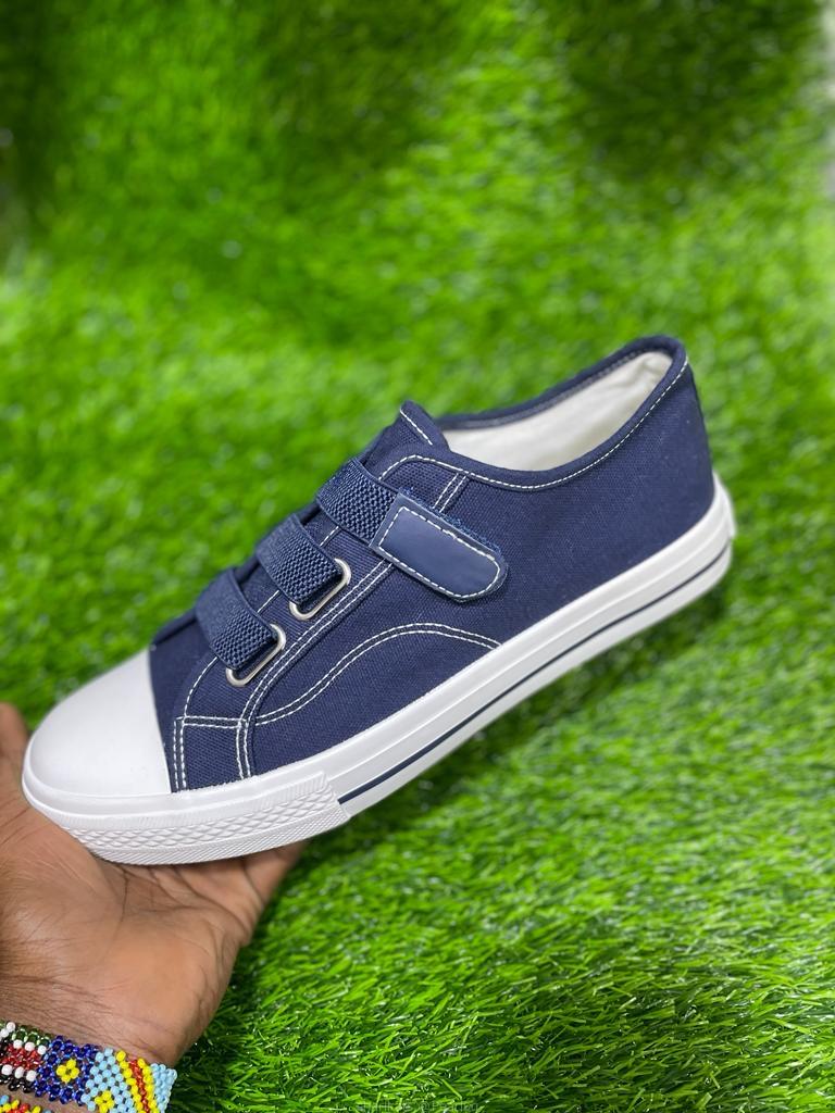 Shoes of all fashion designers