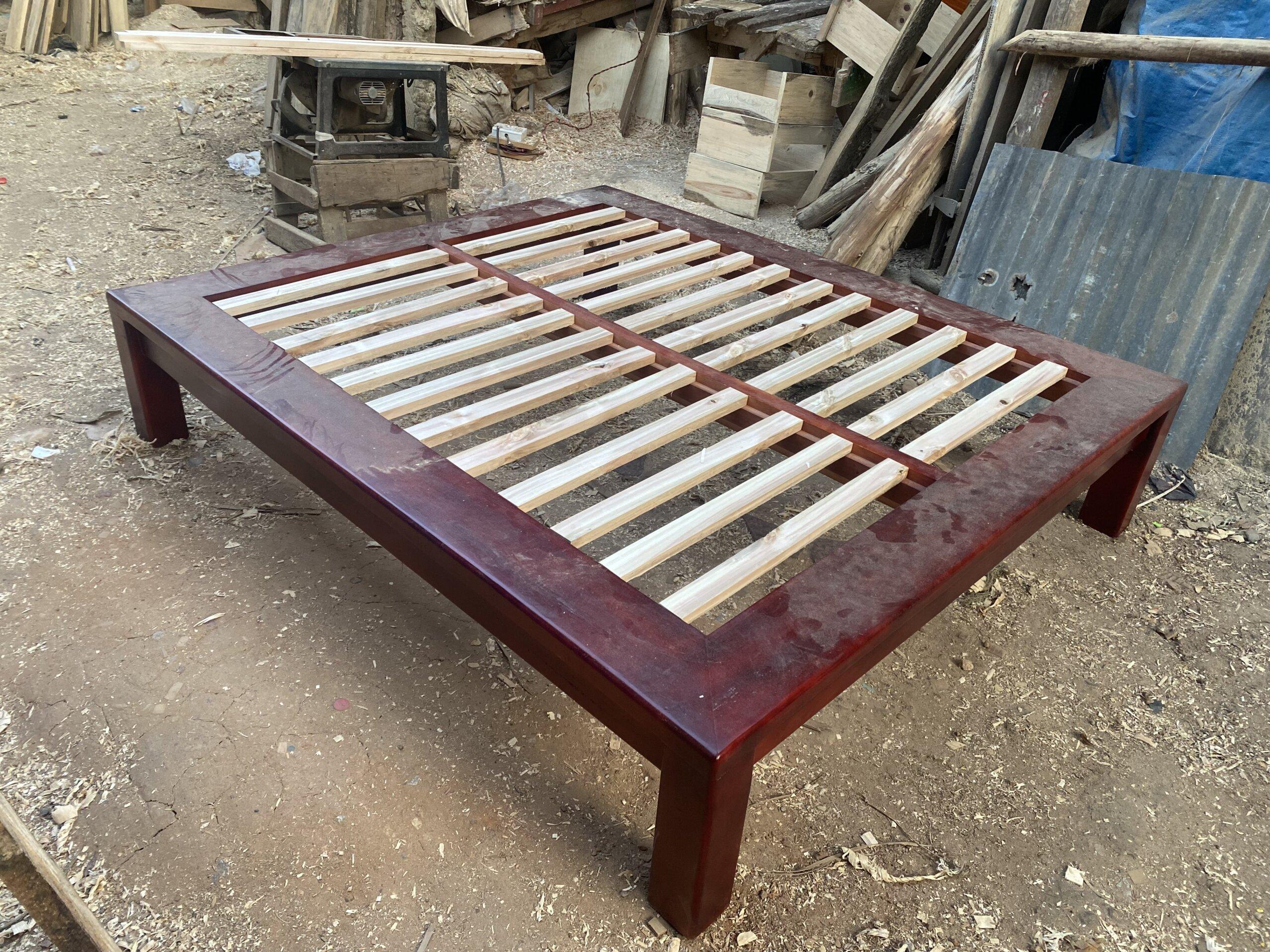 Solid platform bed/low bed/ floating bed/ bee