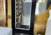 Dressing mirror