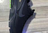 Jordan 4 and all sneakers available