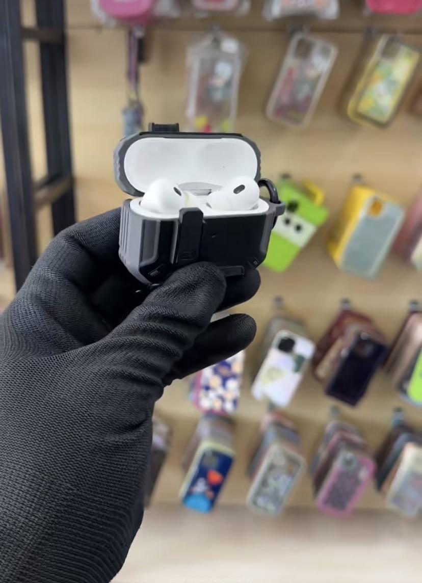Pods Pro Apple and cases