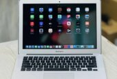 Mac Book Air (13INCH 2017)