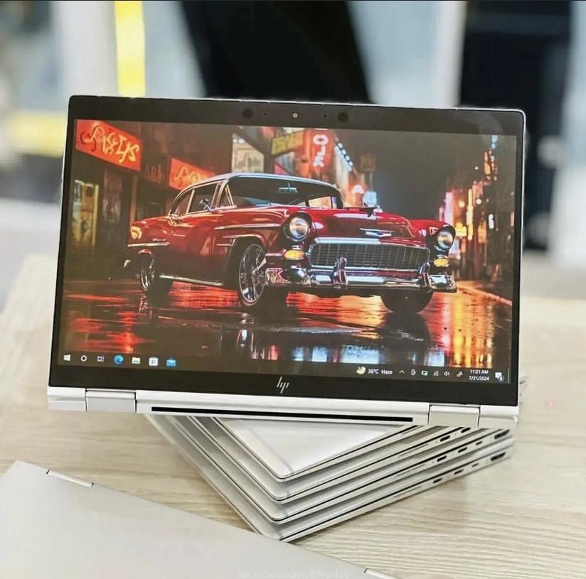 HP Elite book 1030 G4*