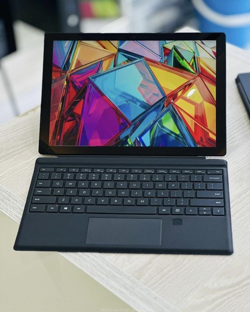 MICROSOFT SURFACE PRO 5