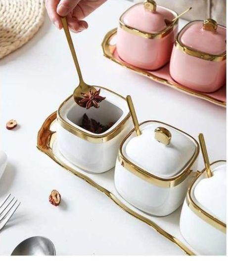 Sugar bowl