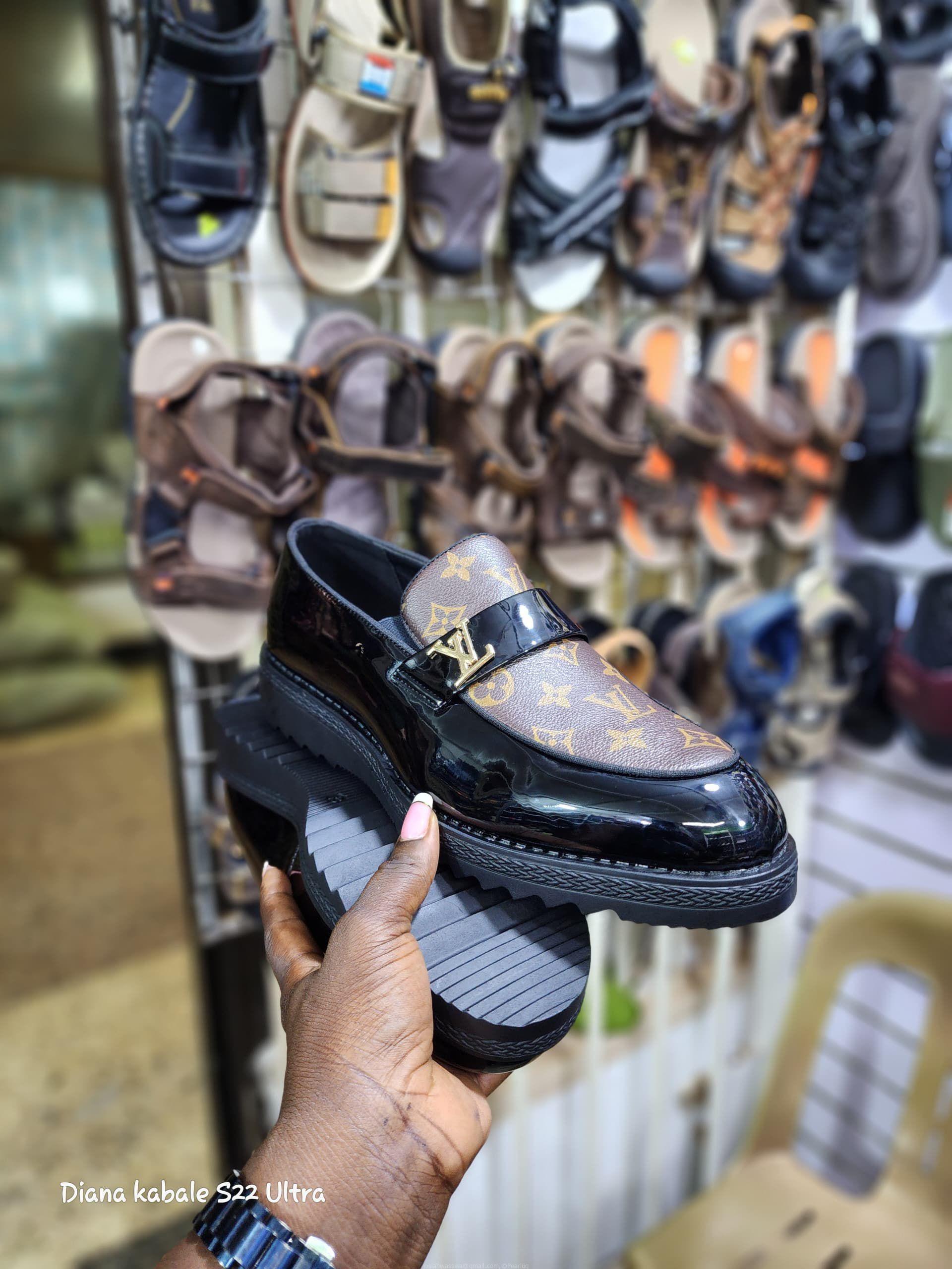 Gucci shoes