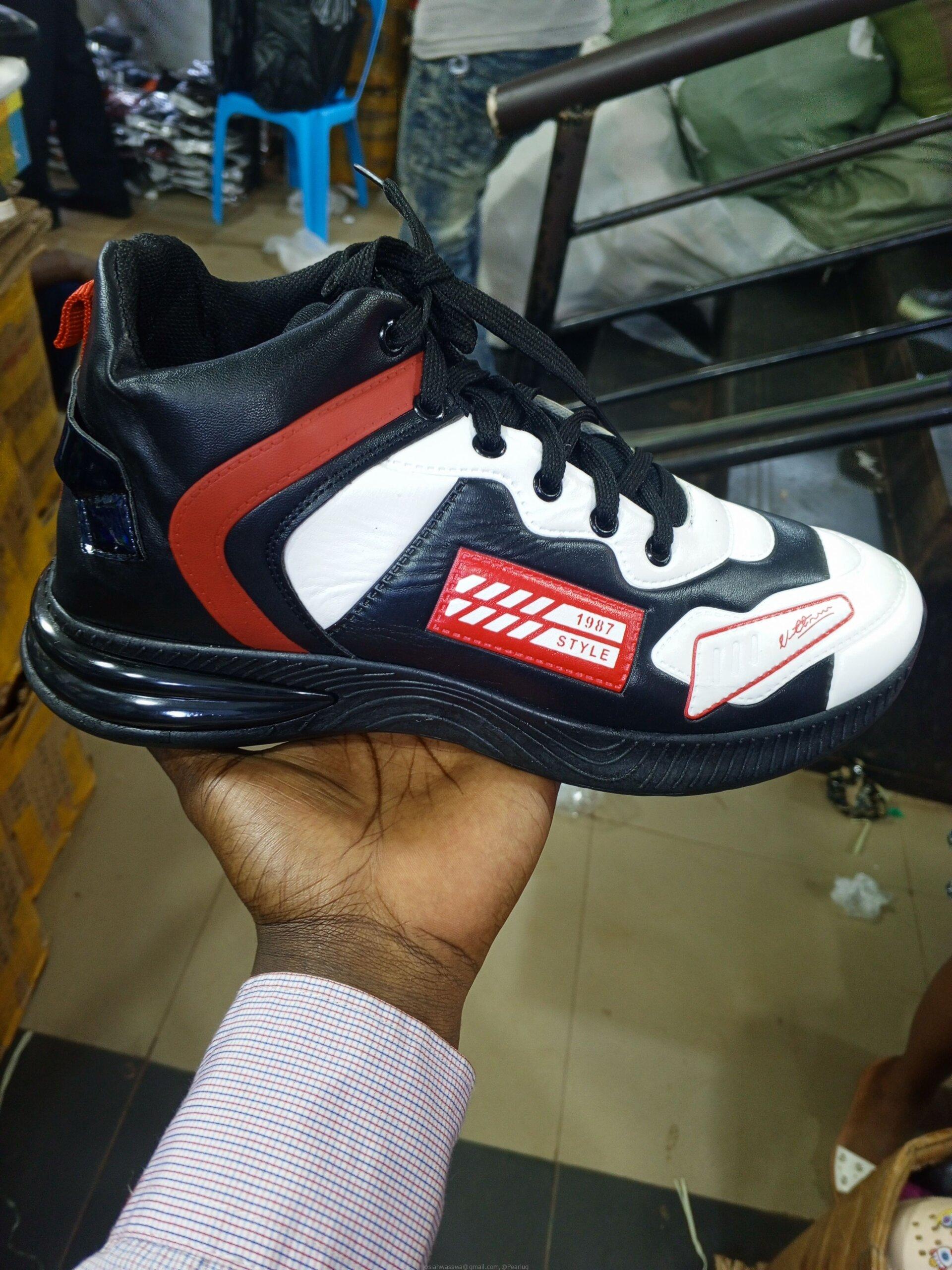 Sneaker