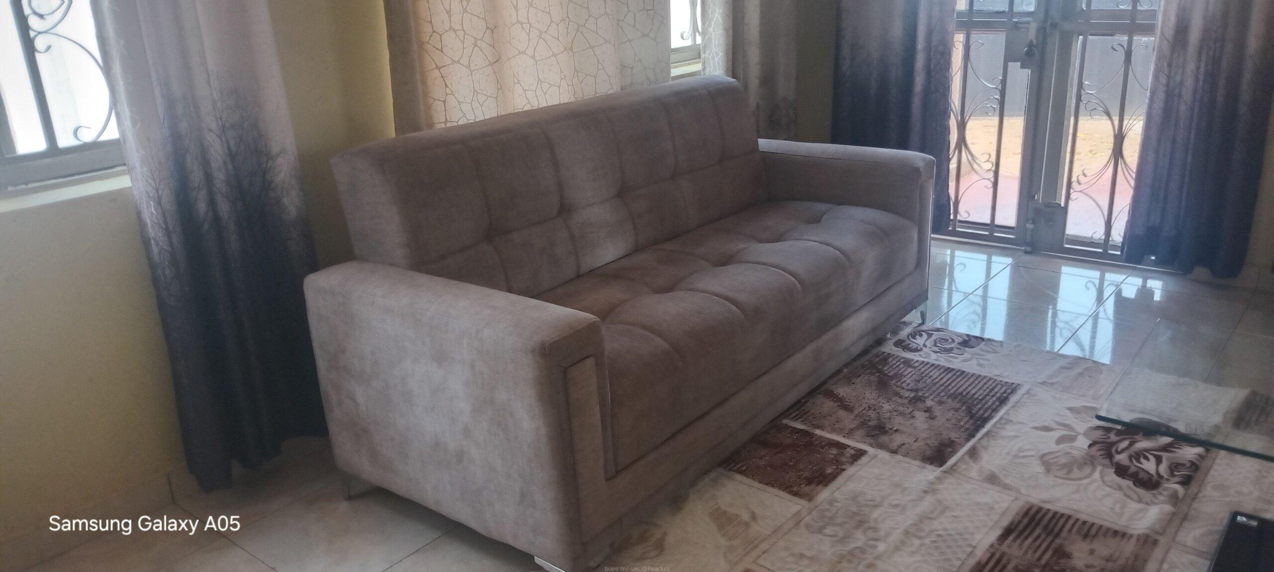 Buye moses furniture