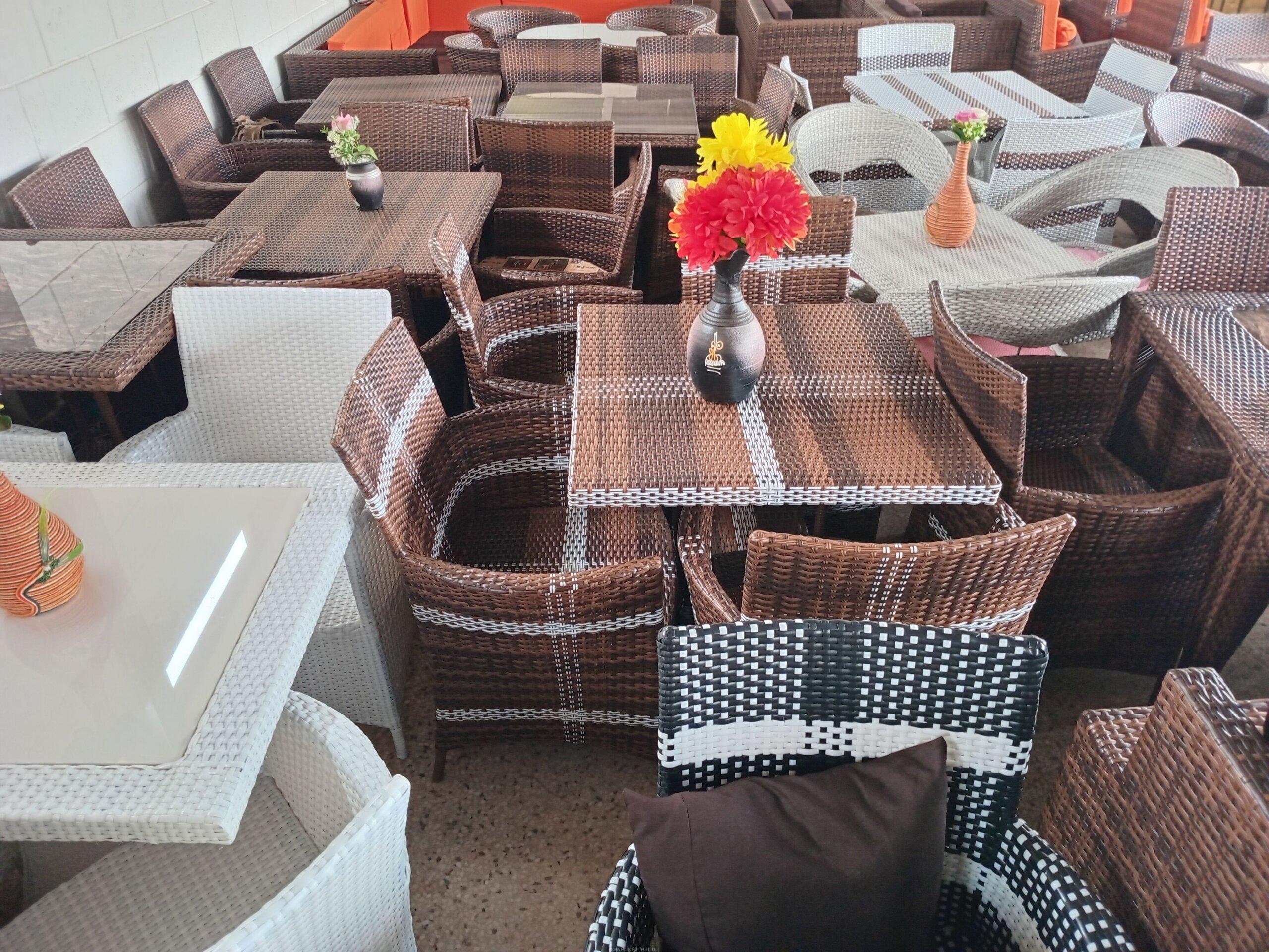 rattan dining