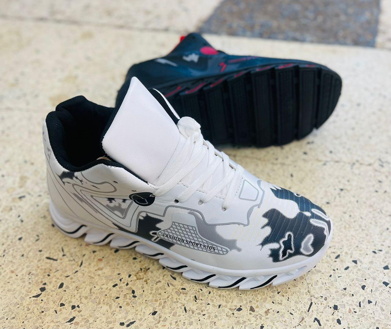 Sneaker