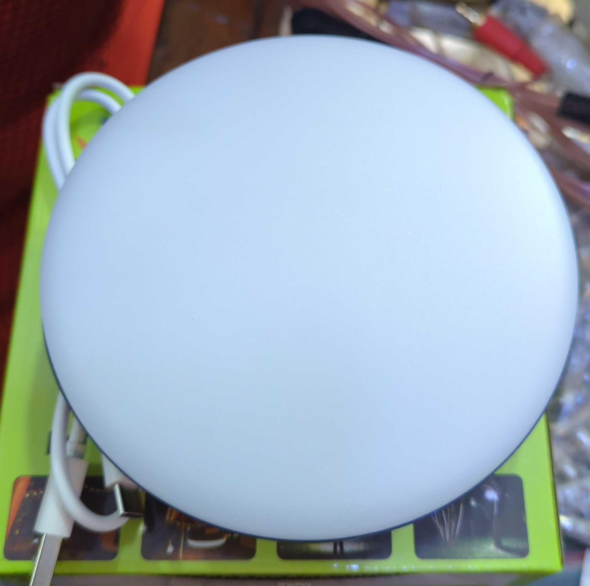 Rechargeable lamp