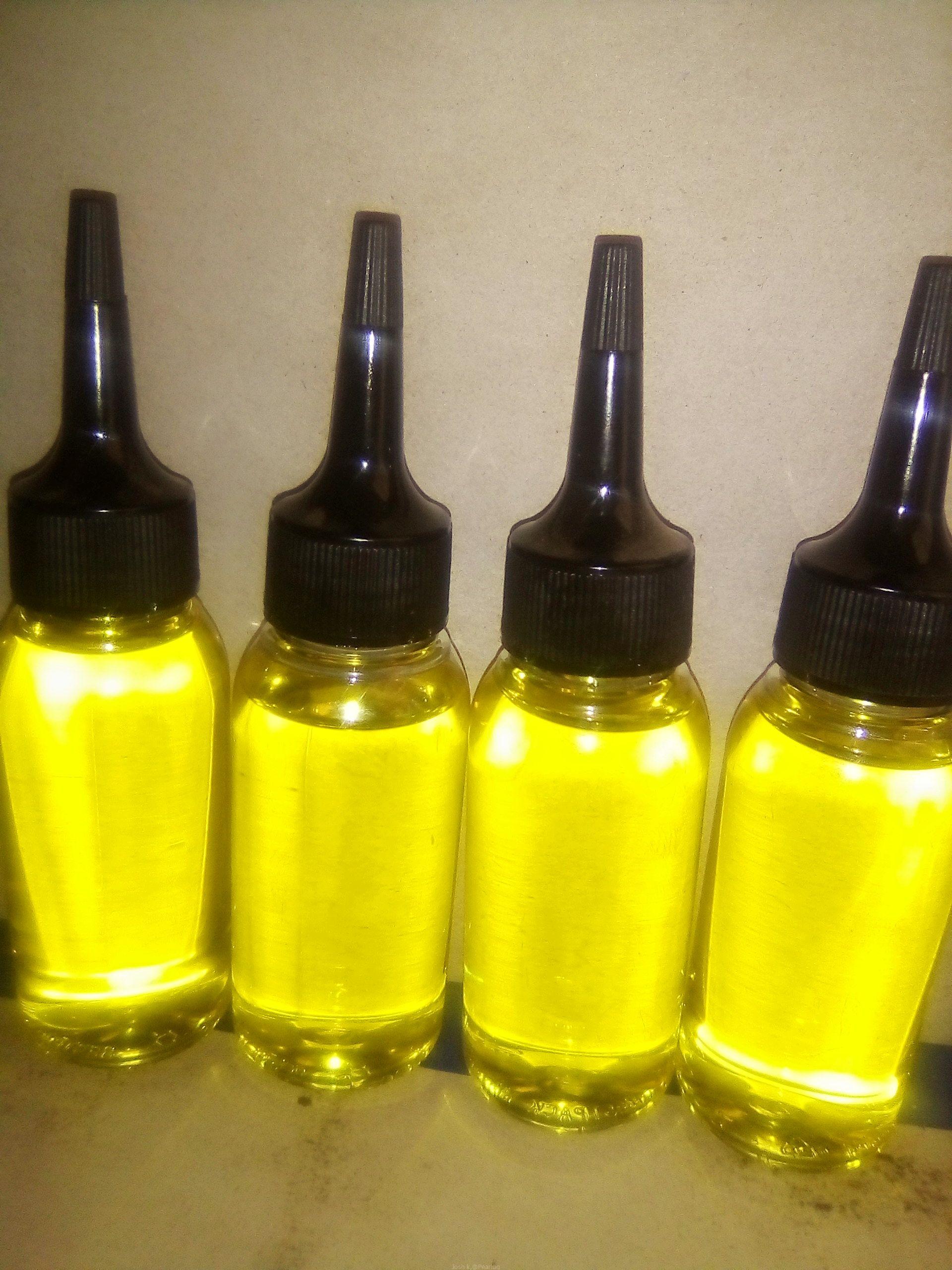 Hair growth and prevents dandruff oils