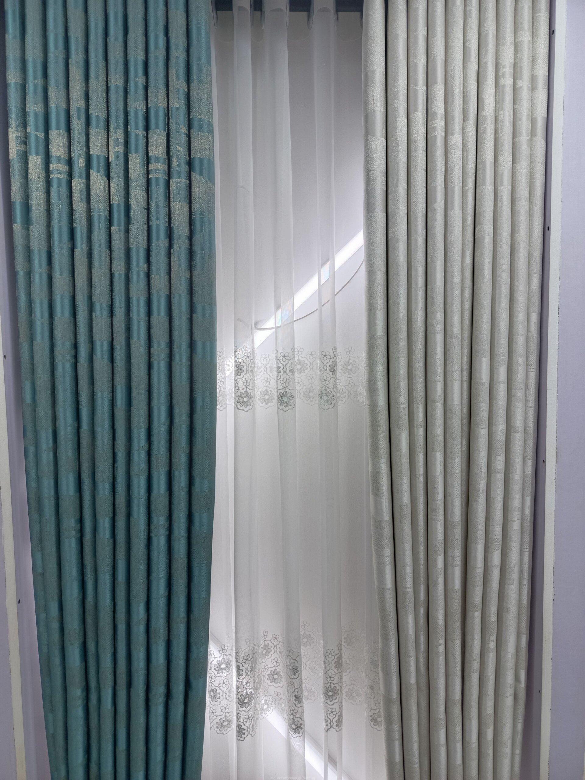 Executive curtains