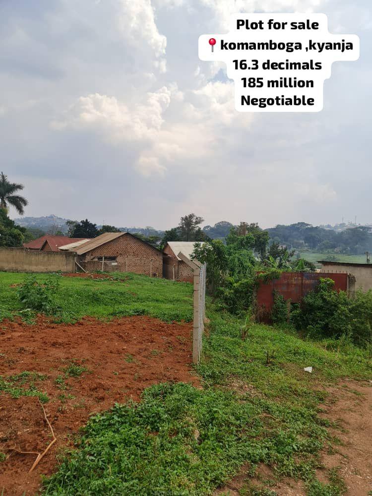 Prime plot of land in komamboga neighbouring kyanja