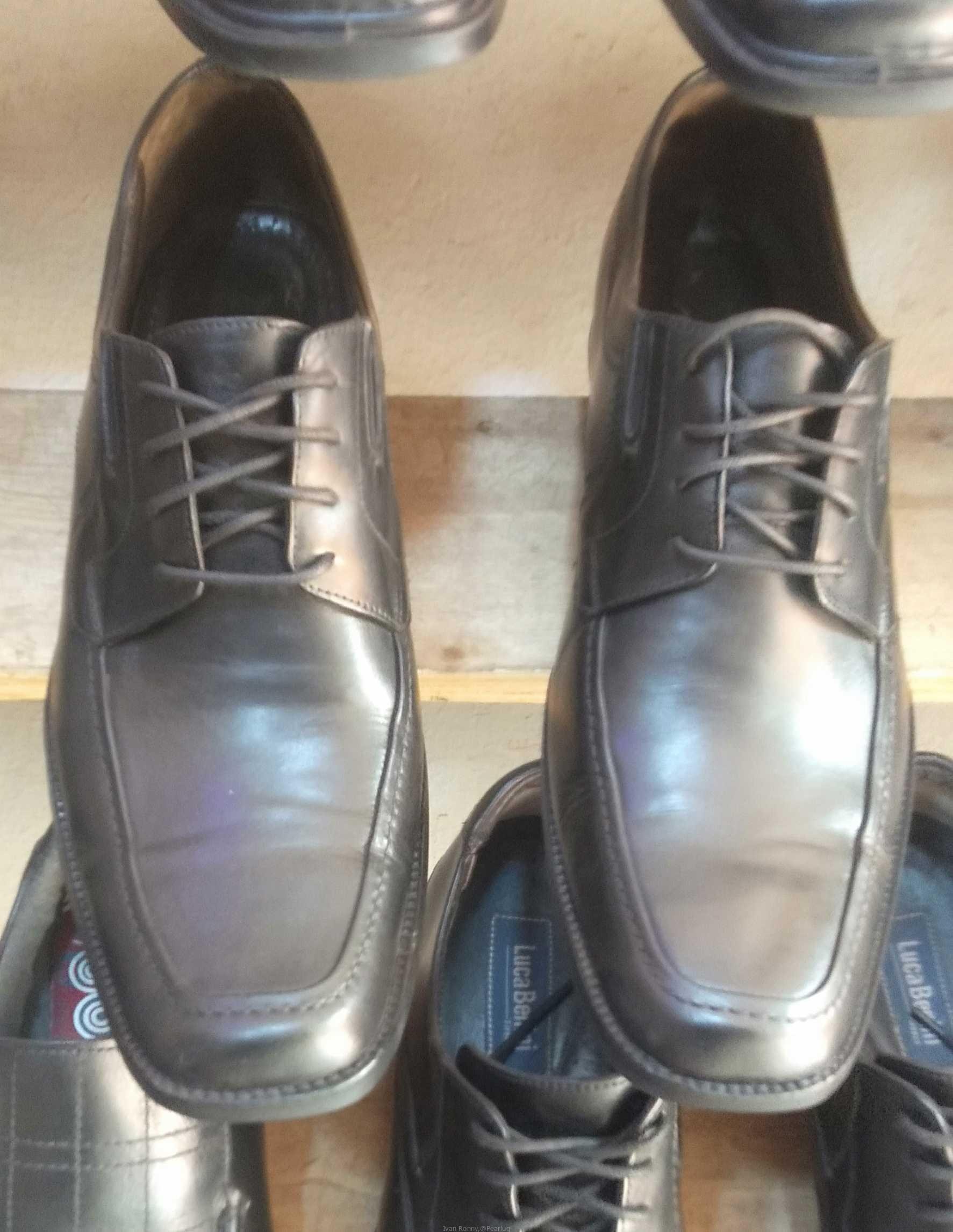Mens shoes