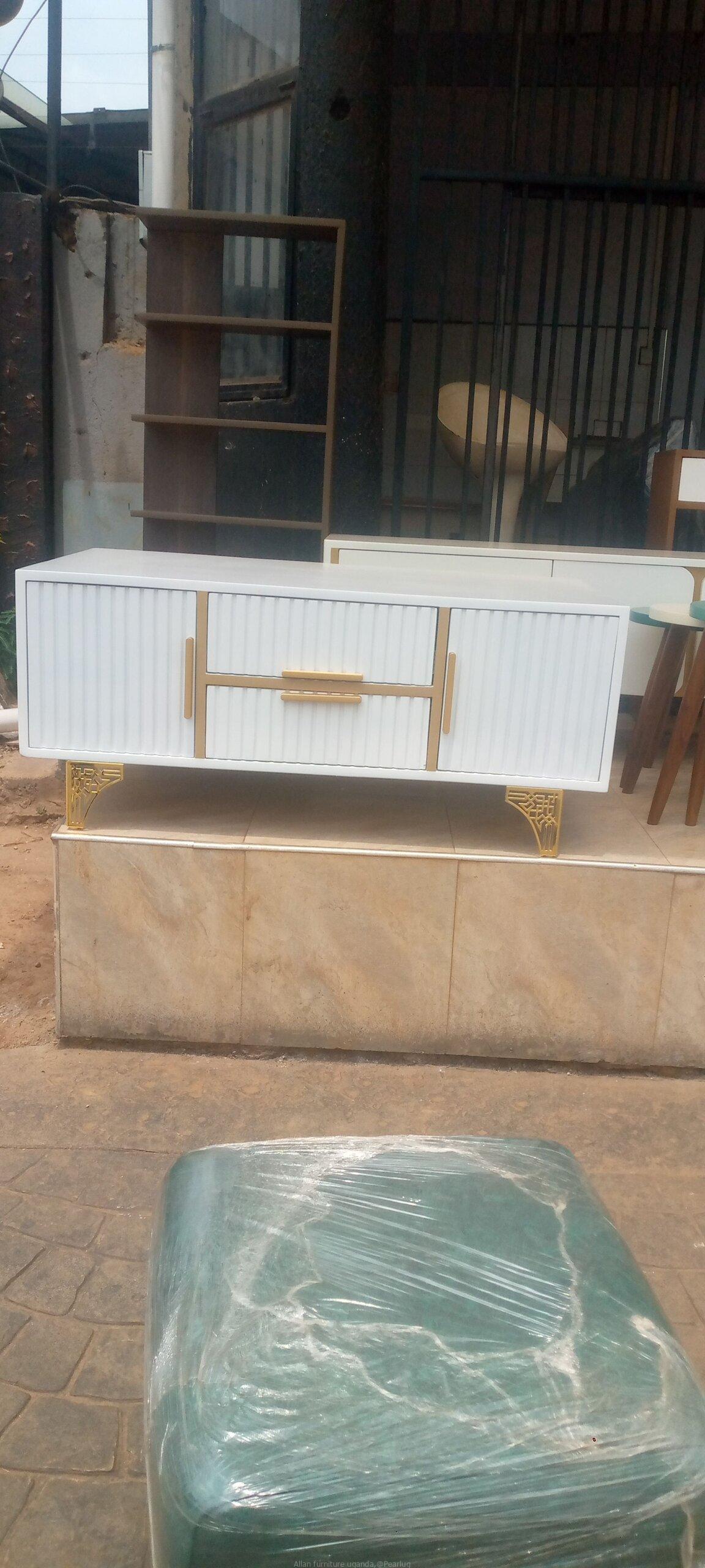 Center table