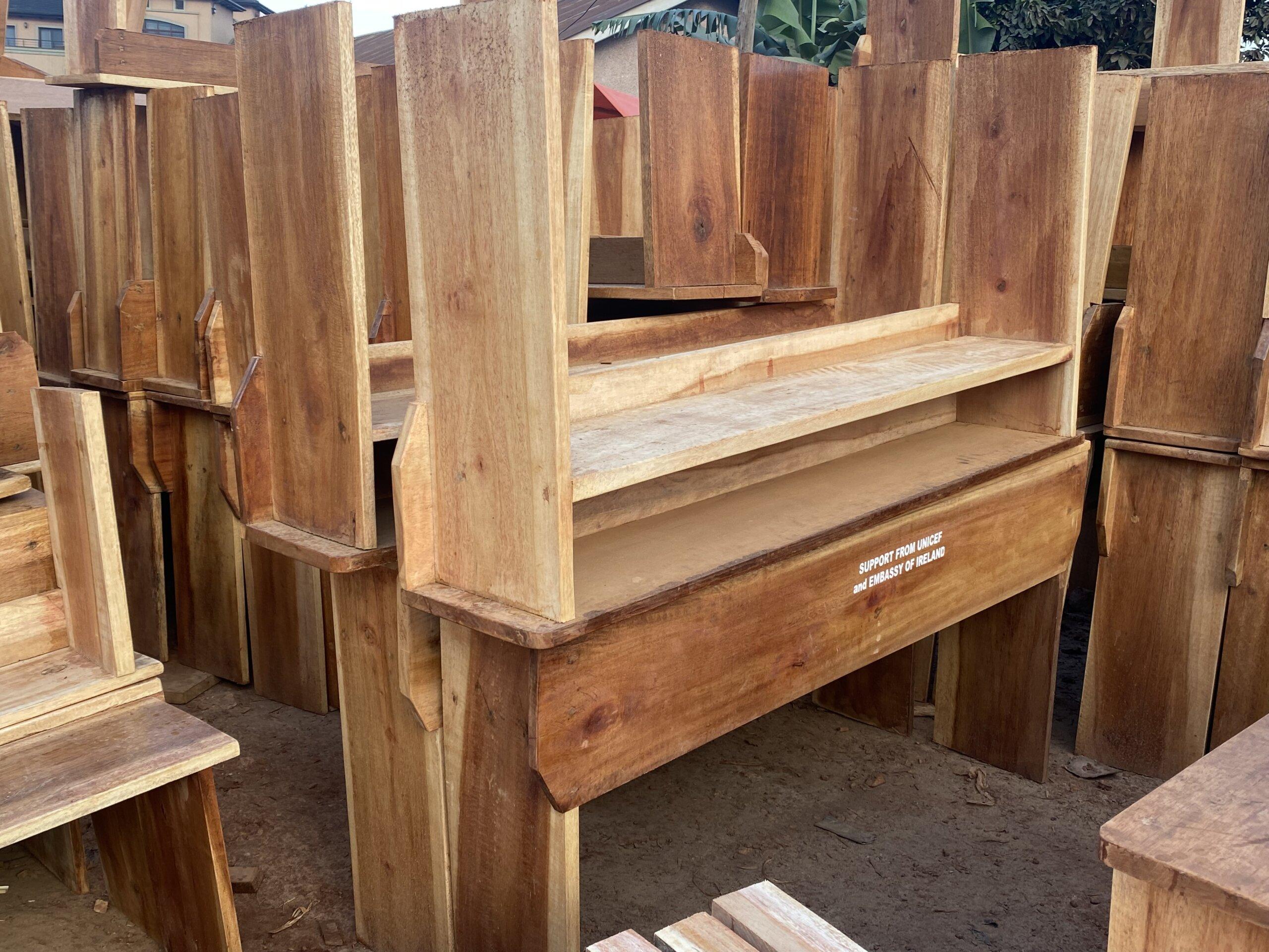 3 seater school desks/ desk