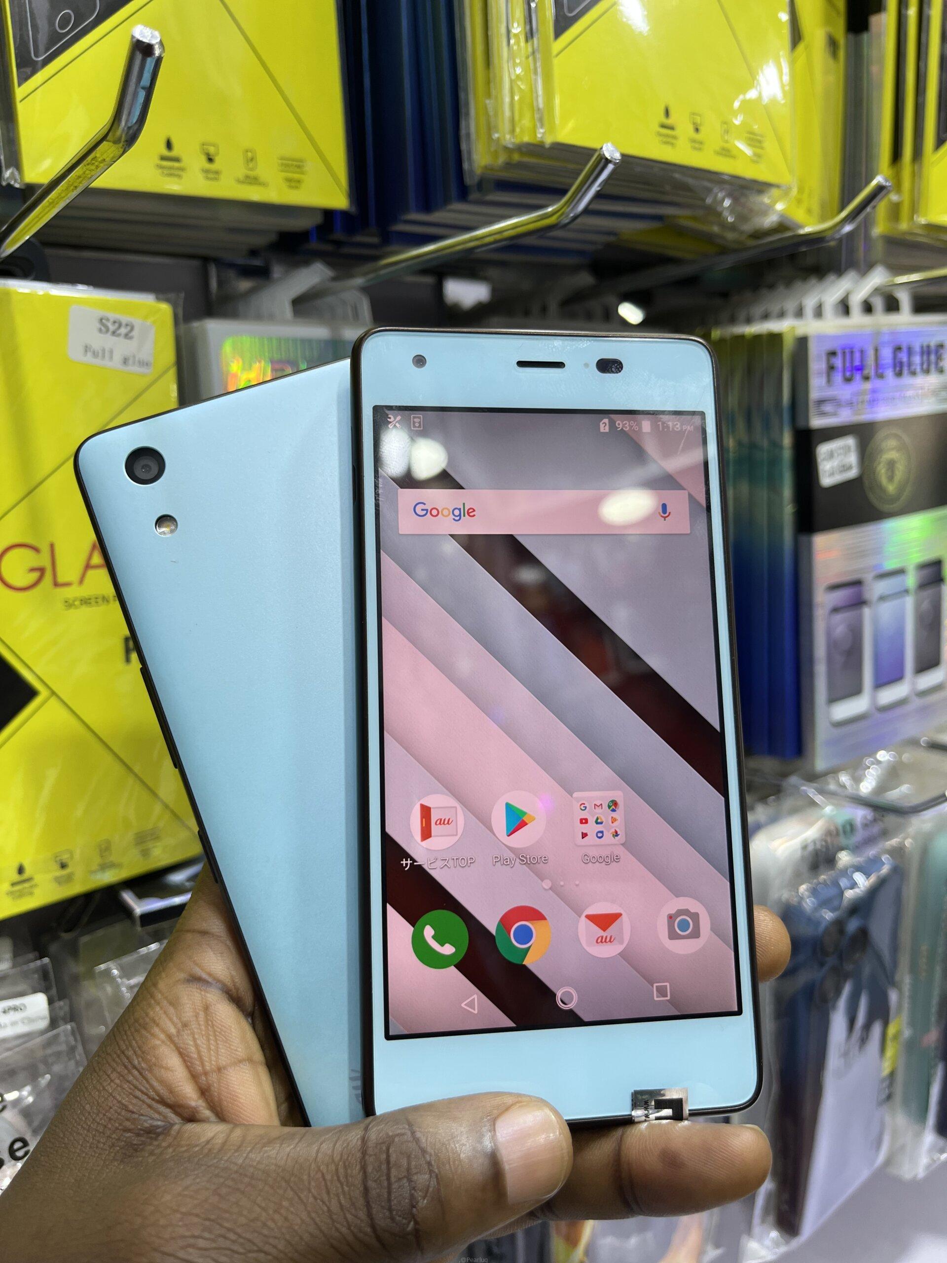 Qua phones