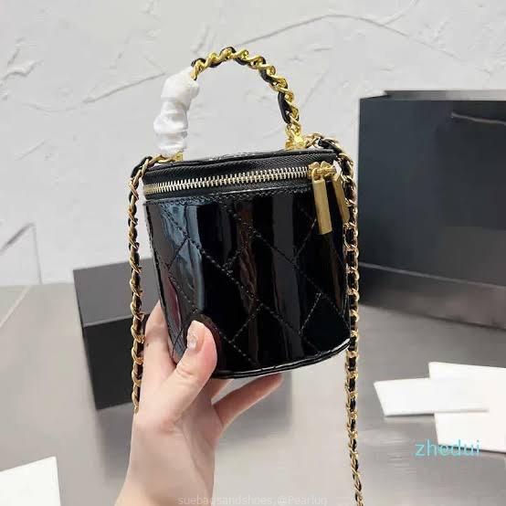 Brand new 16 inch potable bag